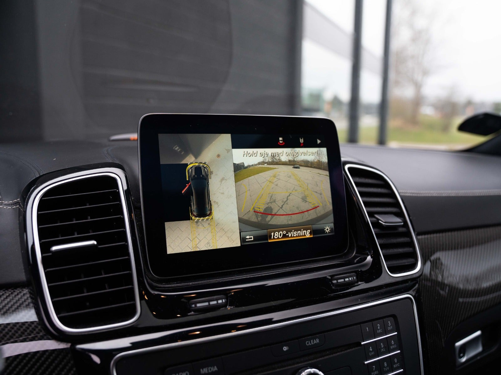 Sort Mercedes GLE63 fra 2016