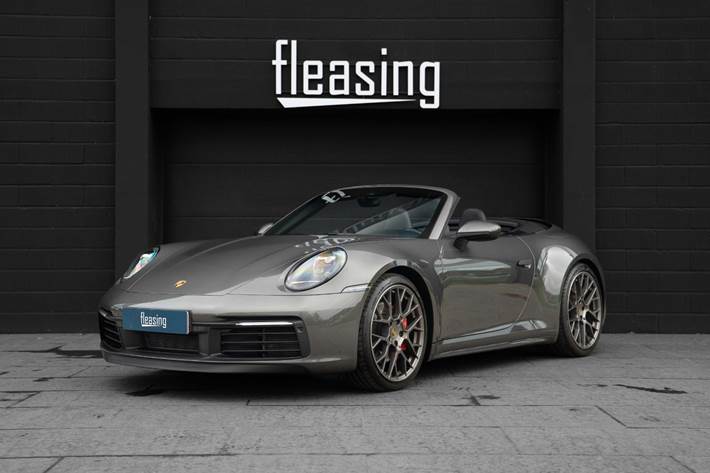 Grå Porsche 911 Carrera 4S fra 2019