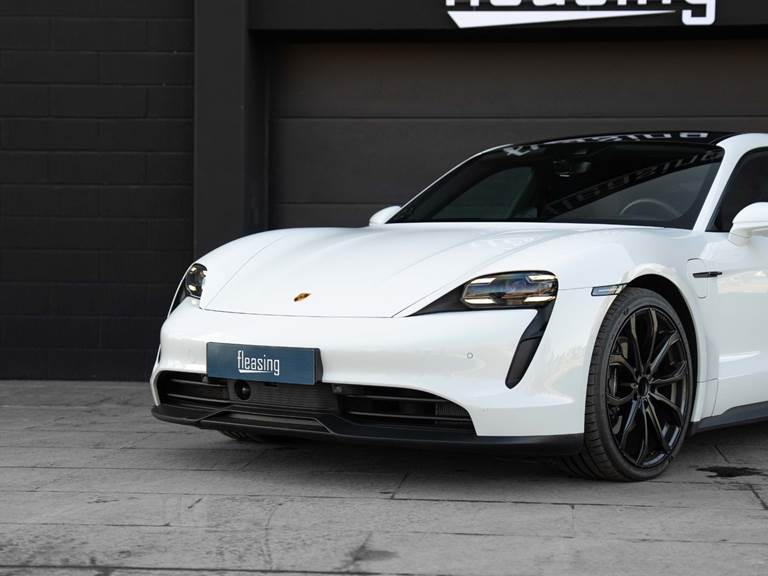 Porsche Taycan Performance+