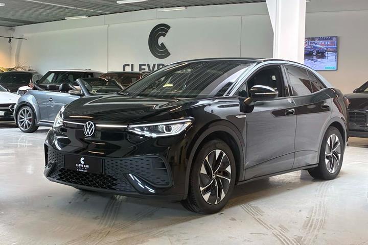 Sort VW ID.5 fra 2022 set udefra