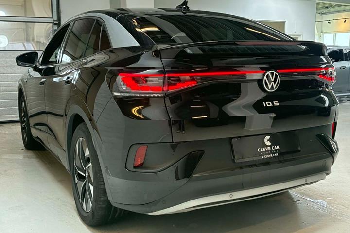 Sort VW ID.5 fra 2022