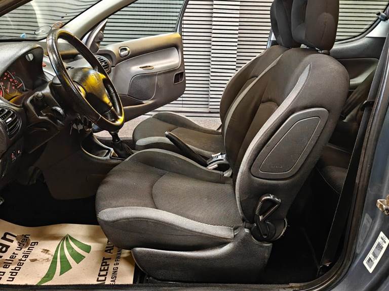 Peugeot 206 1,6 Edition S