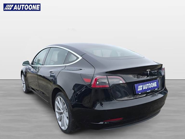 Tesla Model 3 Standard Range+ RWD