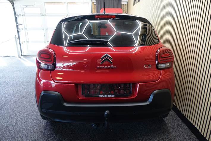 Rød Citroën C3 fra 2019