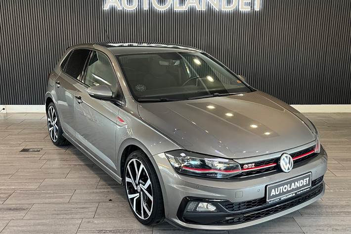 Grå VW Polo fra 2018