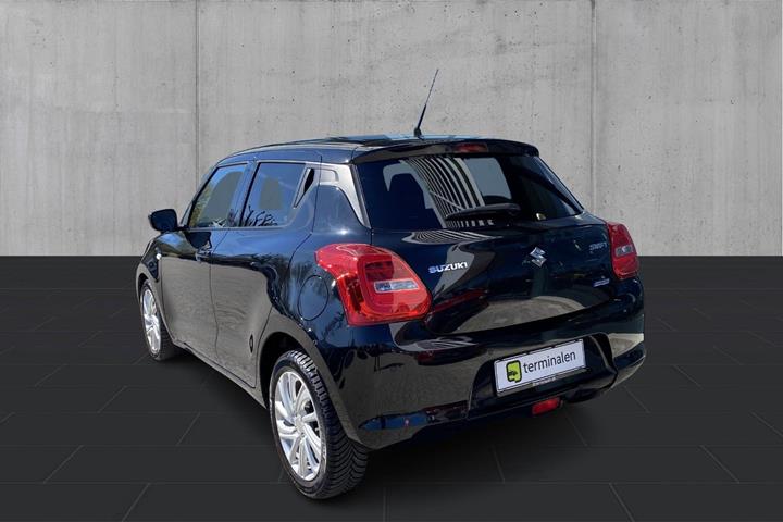 Sort Suzuki Swift fra 2020