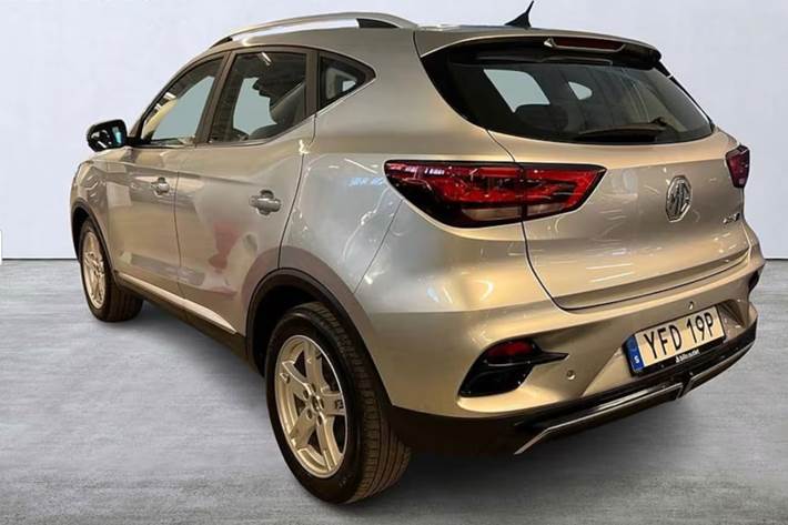 Sølv MG ZS fra 2022