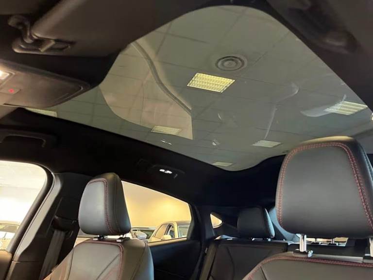 Ford Mustang Mach-E 68 Standard Range AWD