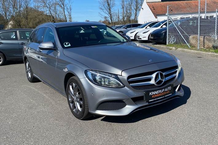 Sort Mercedes C220 d fra 2014