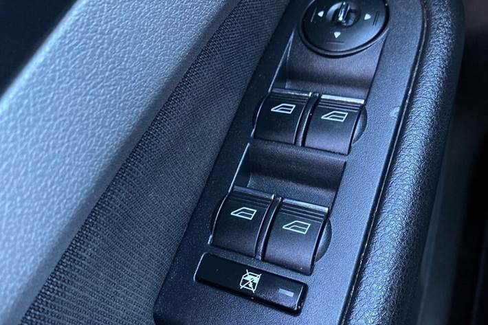 Sølv Ford Focus fra 2010