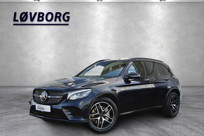 Blå Mercedes GLC43 fra 2018