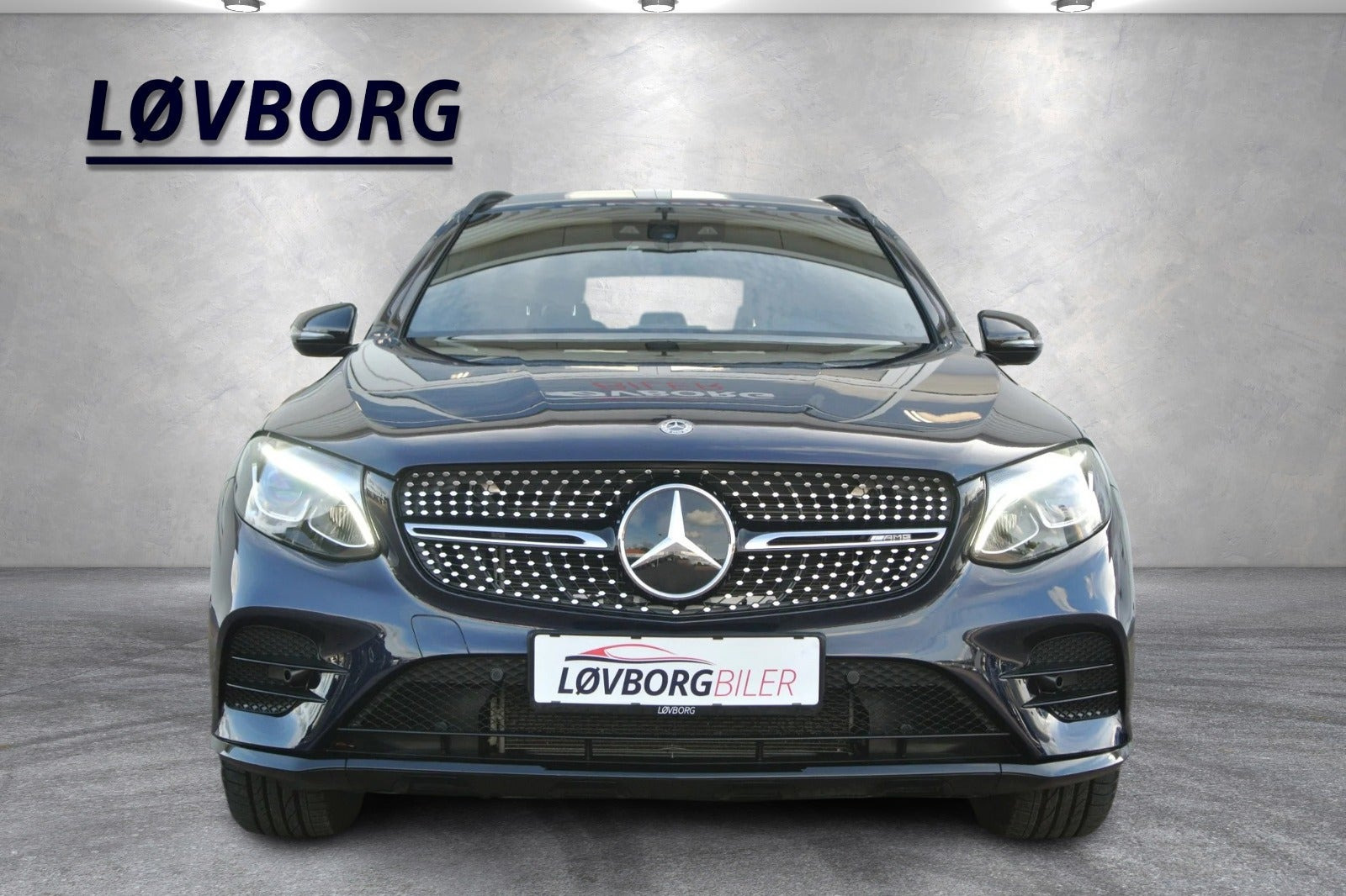 Blå Mercedes GLC43 fra 2018
