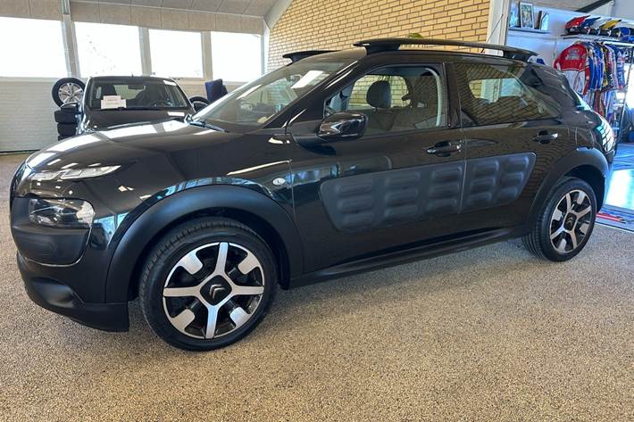 Sort Citroën C4 Cactus fra 2015