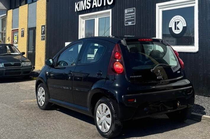 undefined Peugeot 107 fra 2013