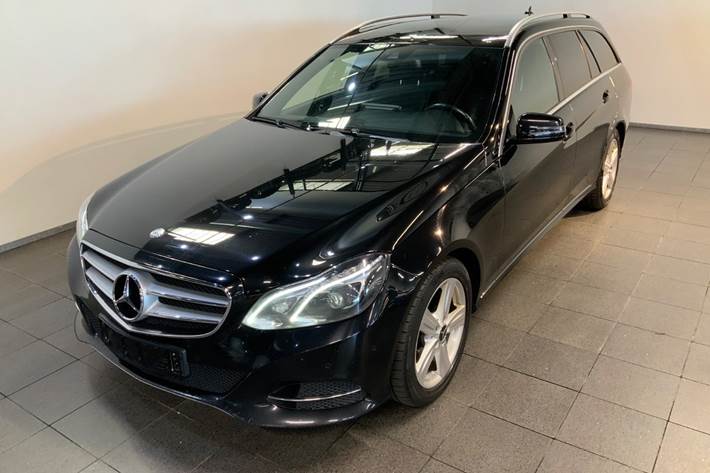 Sort Mercedes E350 fra 2014