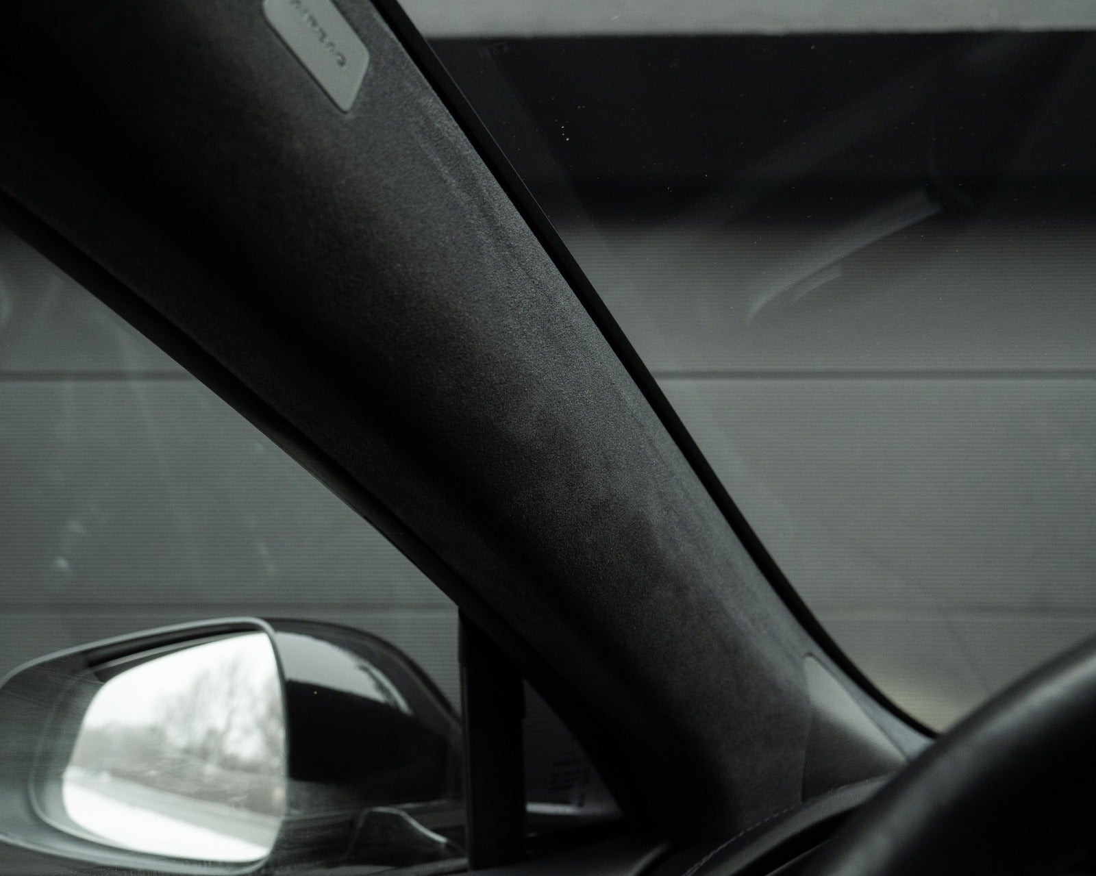 Sort Tesla Model S fra 2018