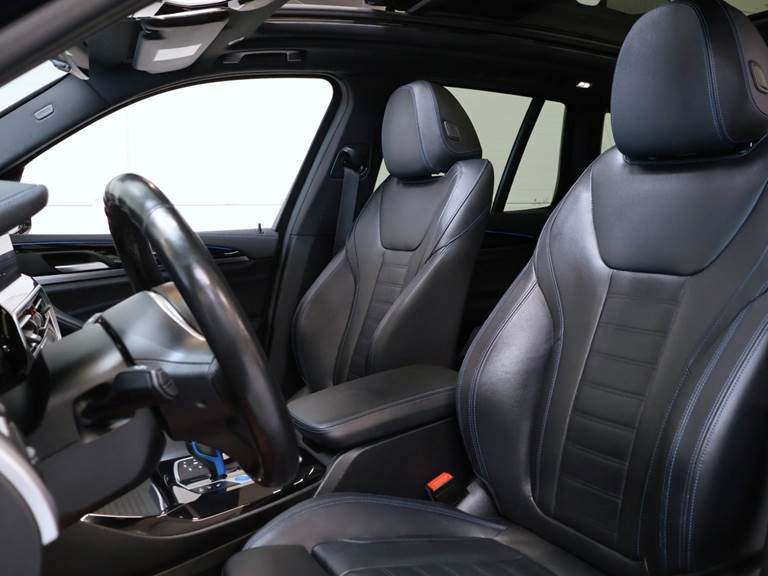 BMW iX3 Charged Plus M-Sport