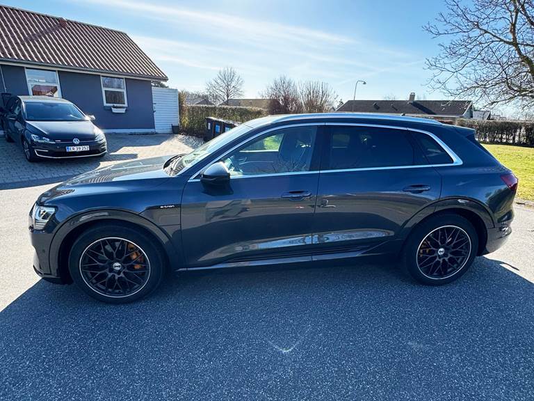 Audi e-tron 50 S-line quattro