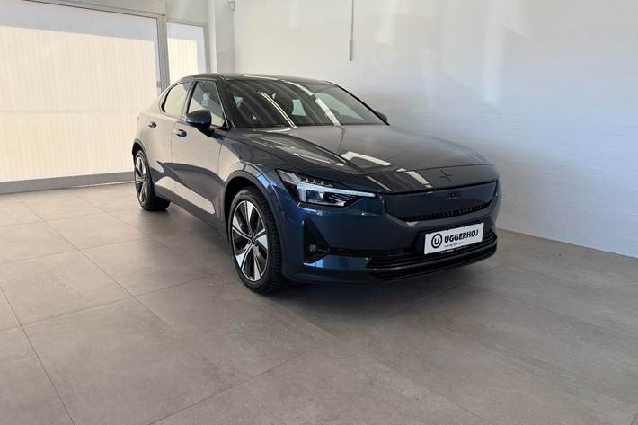 Blå Polestar 2 fra 2024