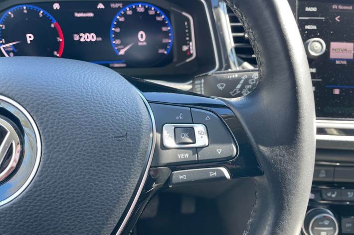 Grå VW T-Roc fra 2020