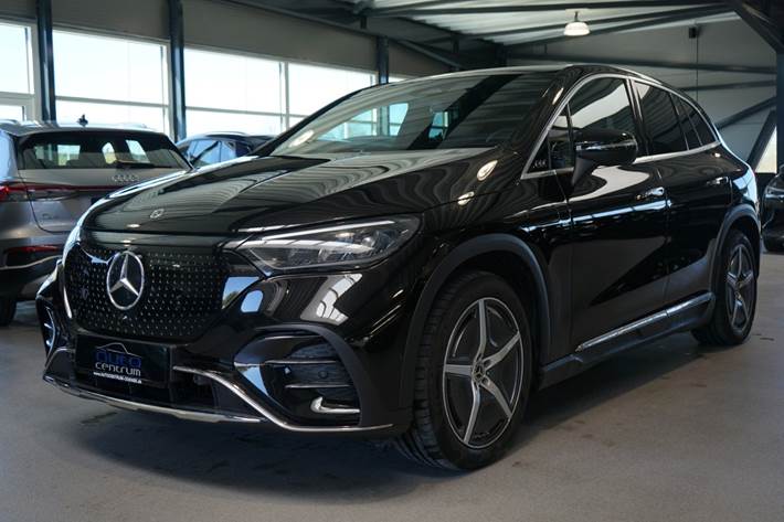 Sort Mercedes EQE350 SUV fra 2024