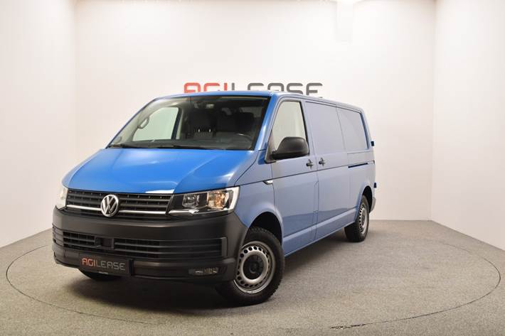 Blå VW Transporter fra 2019
