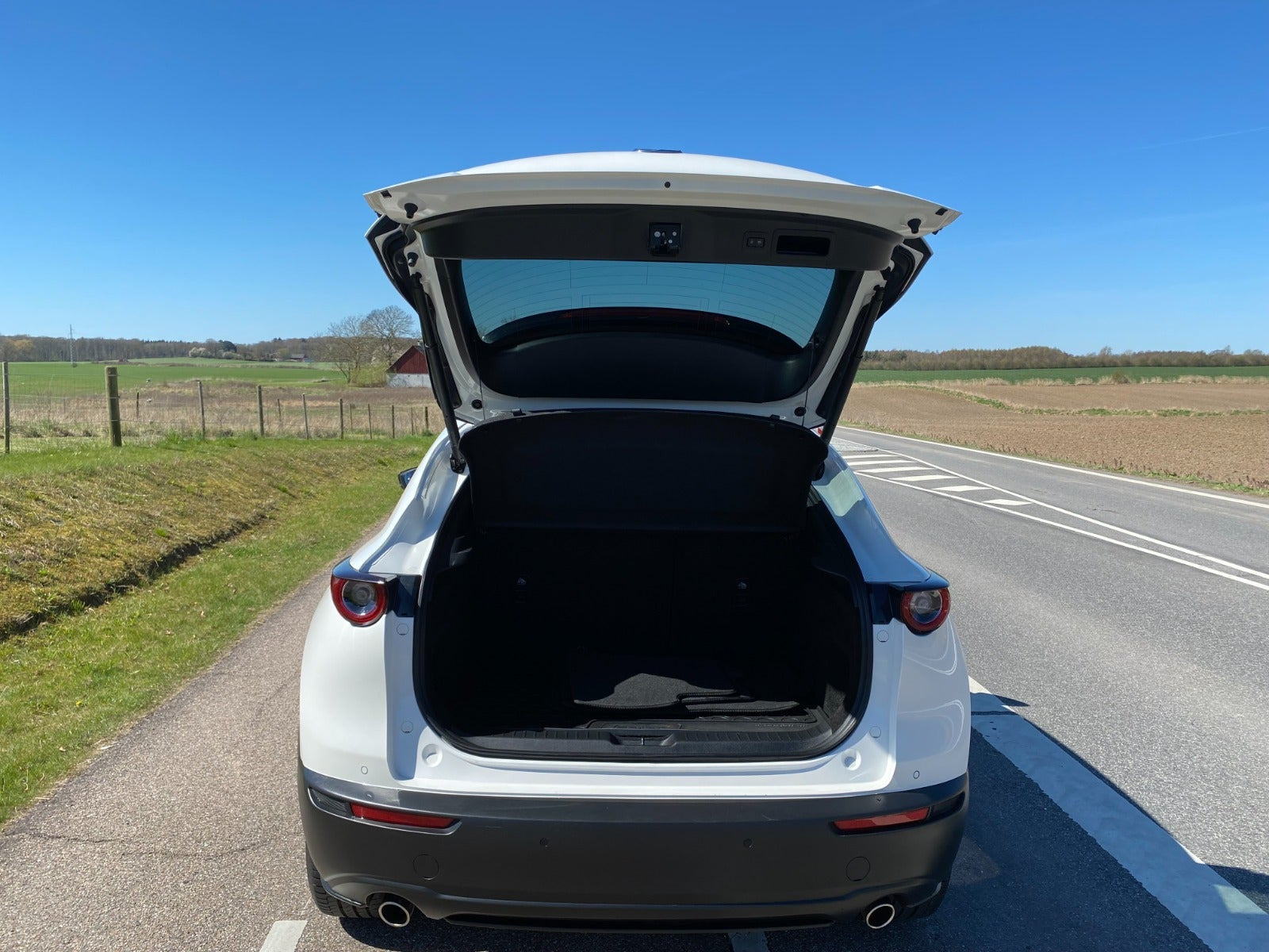 Hvid Mazda CX-30 fra 2023
