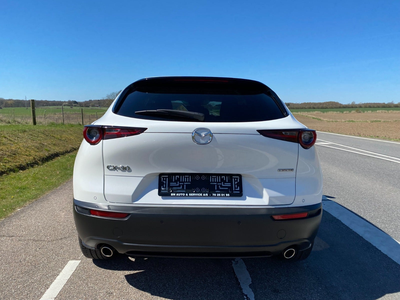 Hvid Mazda CX-30 fra 2023