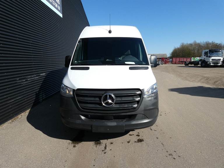 Mercedes Sprinter 317 2,0 CDi A2 Kassevogn PRO aut. RWD
