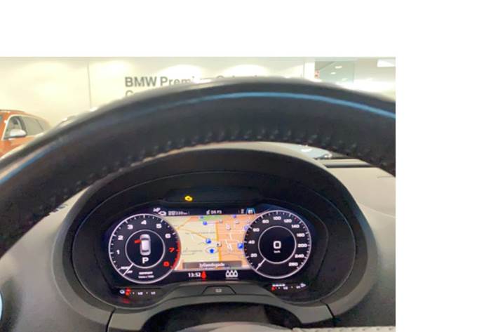 Rød Audi A3 fra 2018