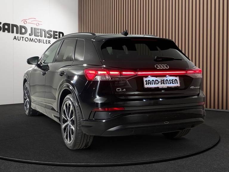 Audi Q4 e-tron 45 Ultra S-line Van