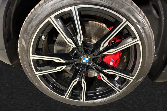 Sort BMW X5 fra 2026