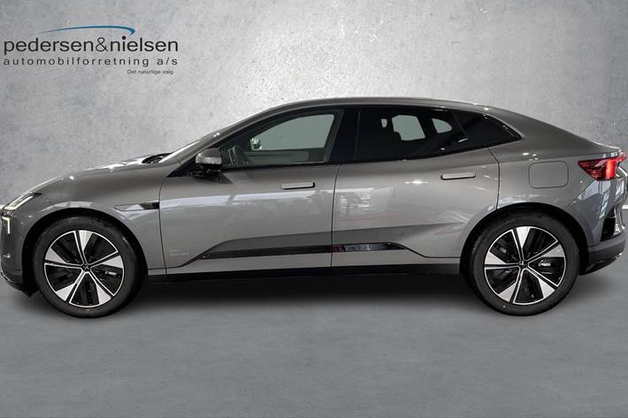 undefined Polestar 4 fra 2026