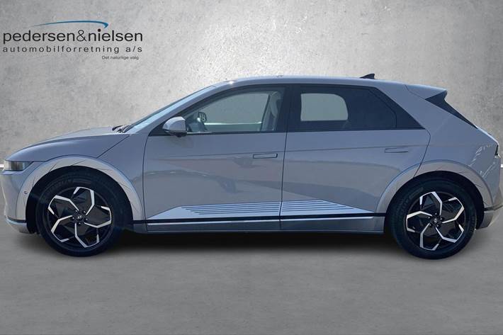 Grå Hyundai Ioniq 5 fra 2022