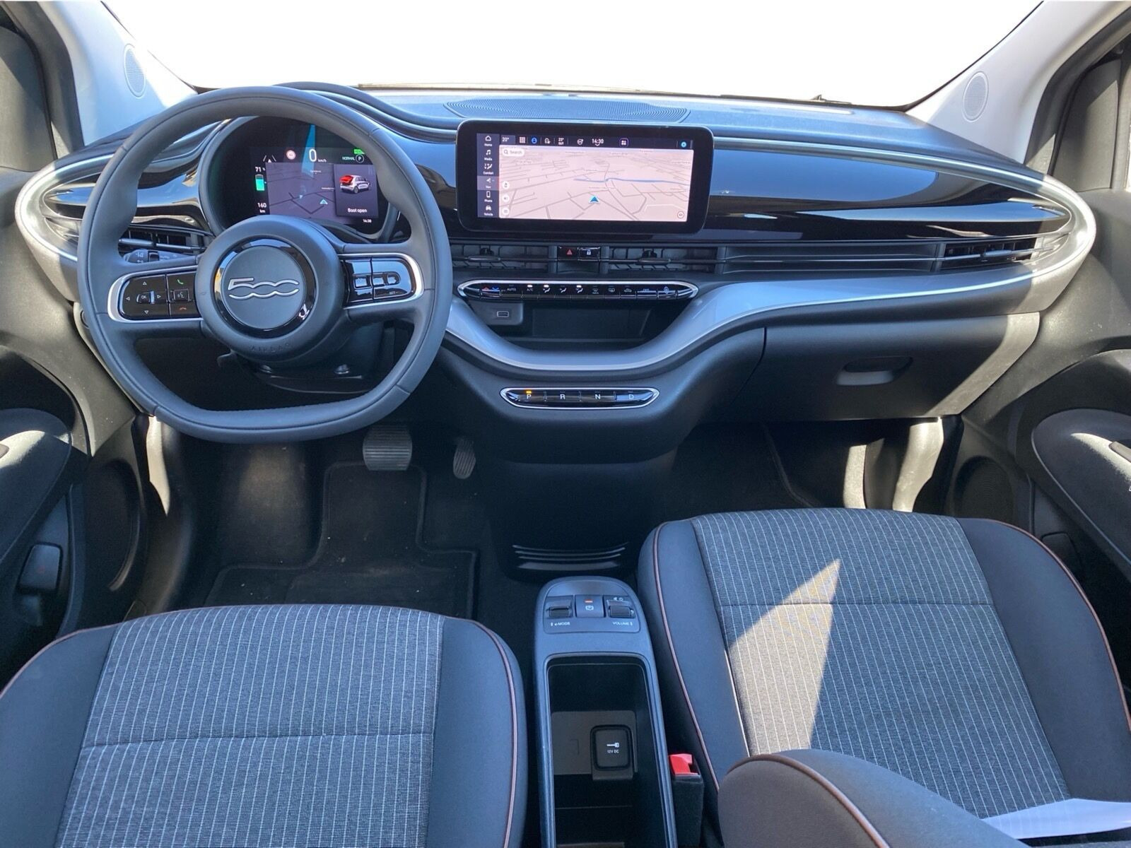 Sort Fiat 500e fra 2023