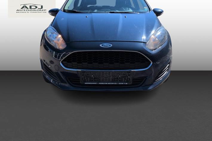 Blå Ford Fiesta fra 2016