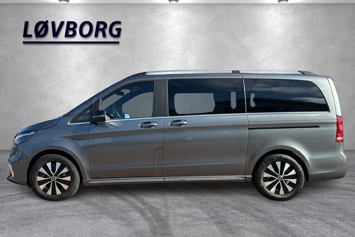 Grå Mercedes EQV300 fra 2023