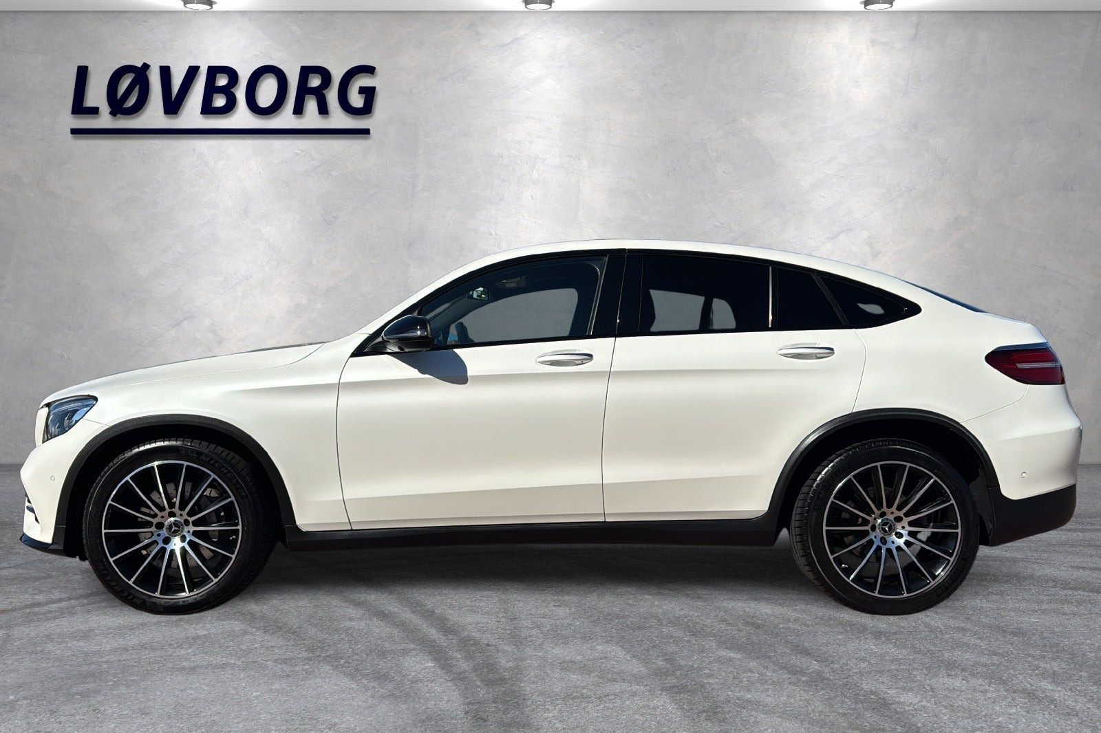 Hvid Mercedes GLC350 d fra 2017