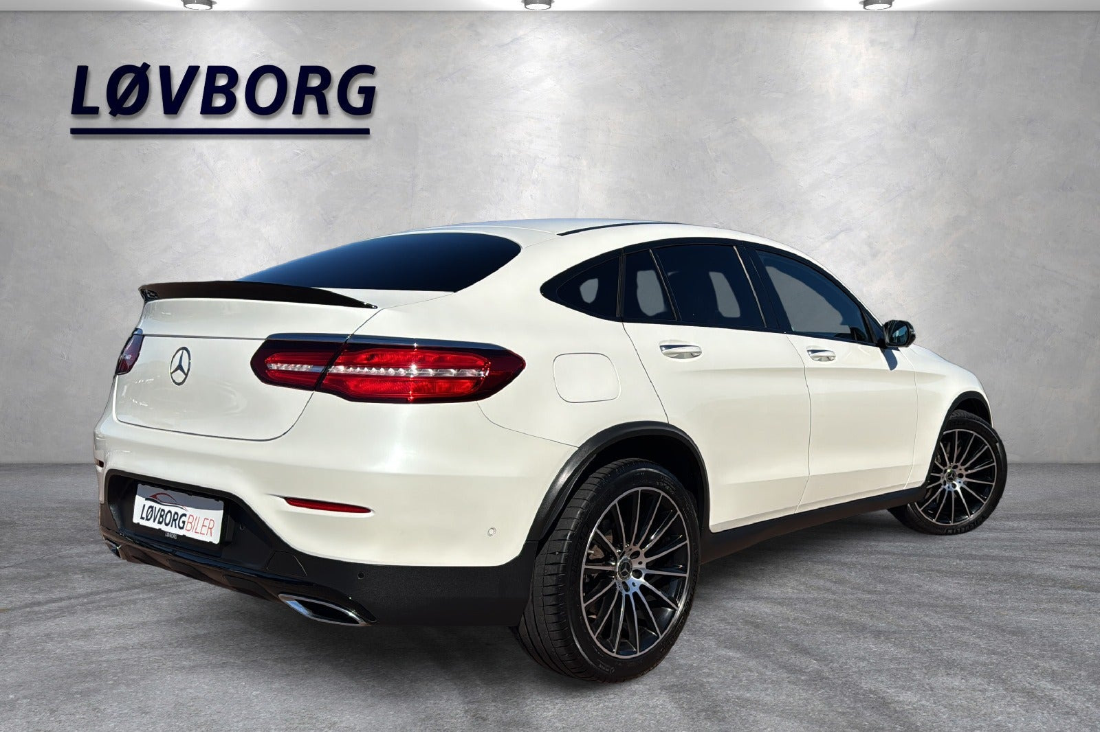 Hvid Mercedes GLC350 d fra 2017