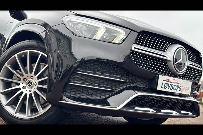 Sort Mercedes GLE350 de fra 2021