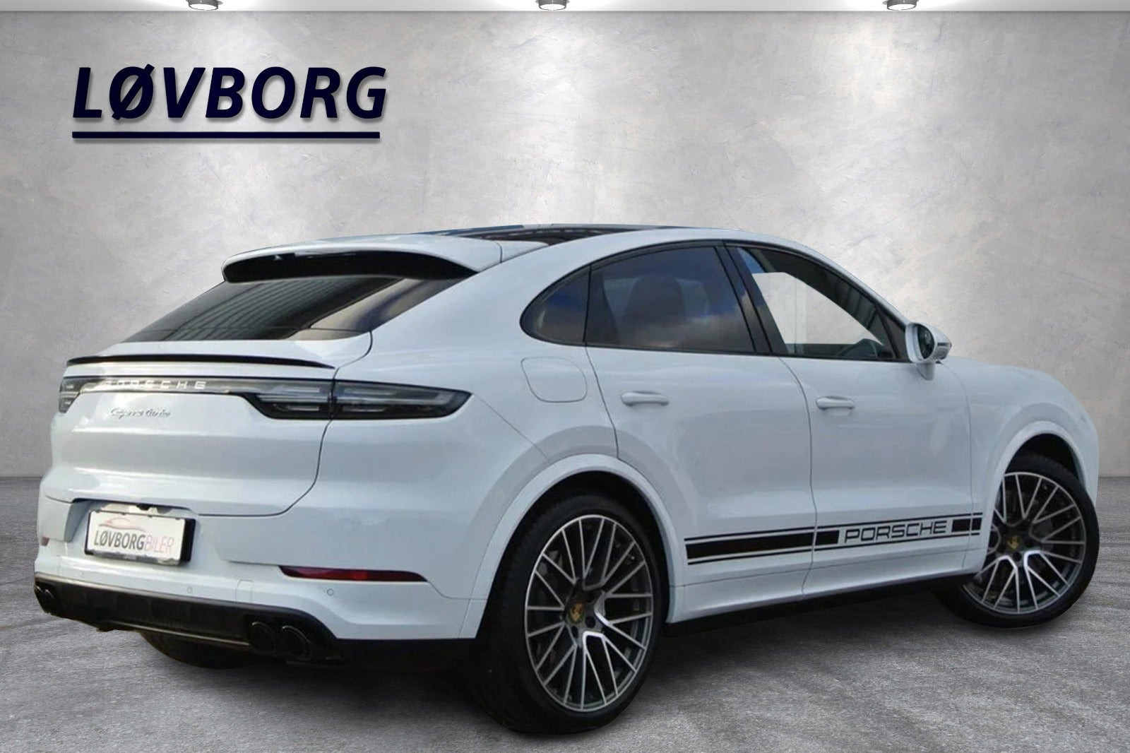 Hvid Porsche Cayenne Turbo fra 2019