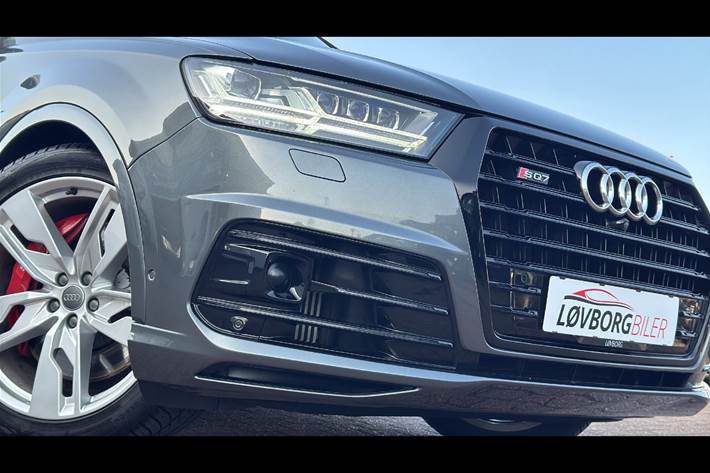 Grå Audi SQ7 fra 2016