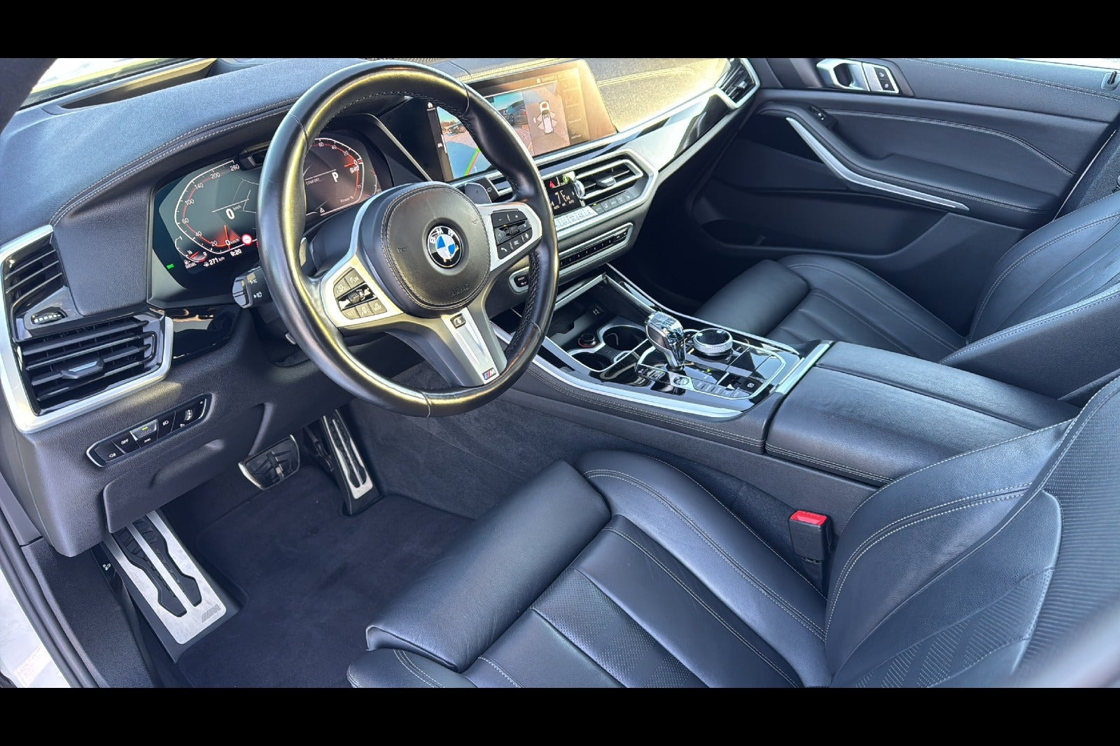 Hvid BMW X5 fra 2022