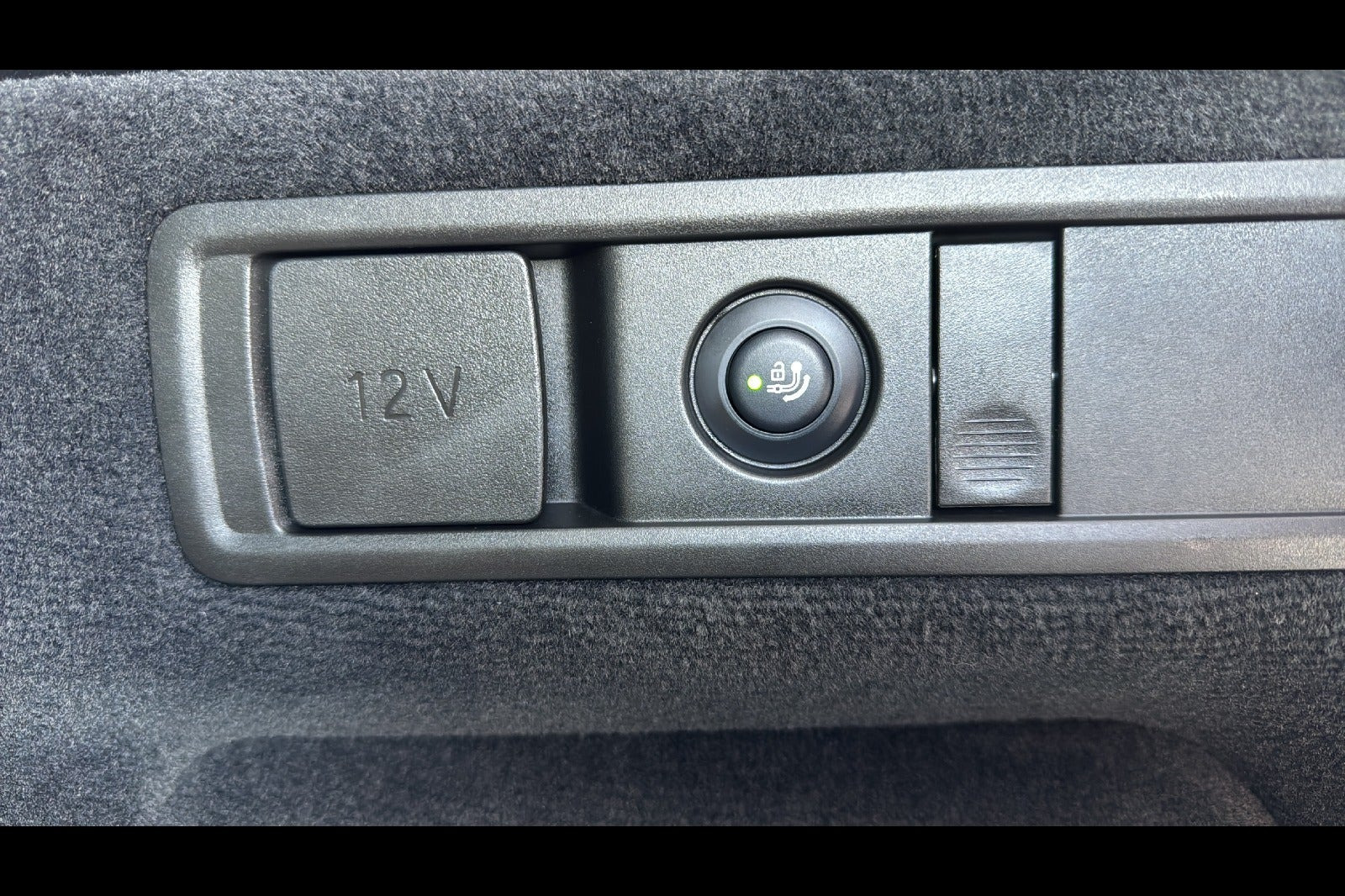 Hvid BMW X5 fra 2022