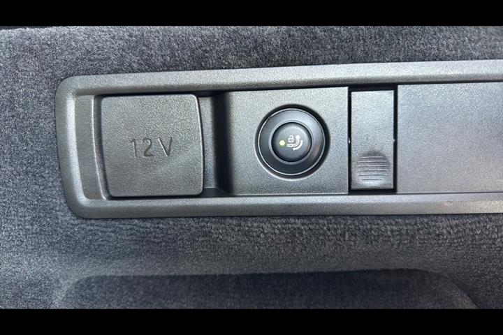 Hvid BMW X5 fra 2022