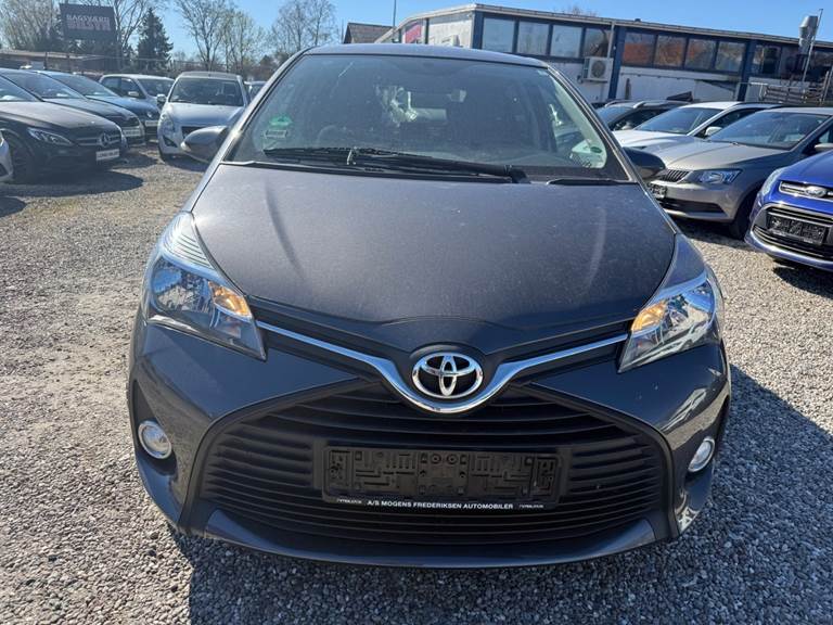 Toyota Yaris 1,0 VVT-i T1