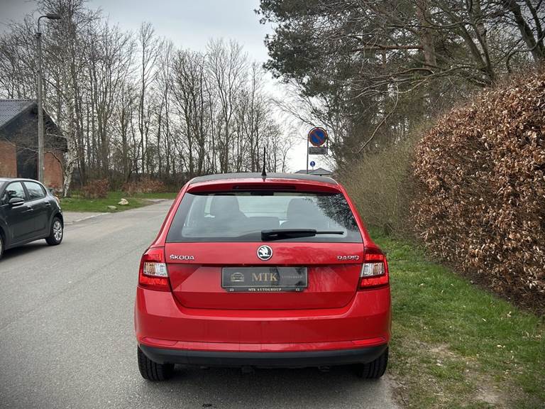 Skoda Rapid 1,6 TDi 105 Active Spaceback GreenTec