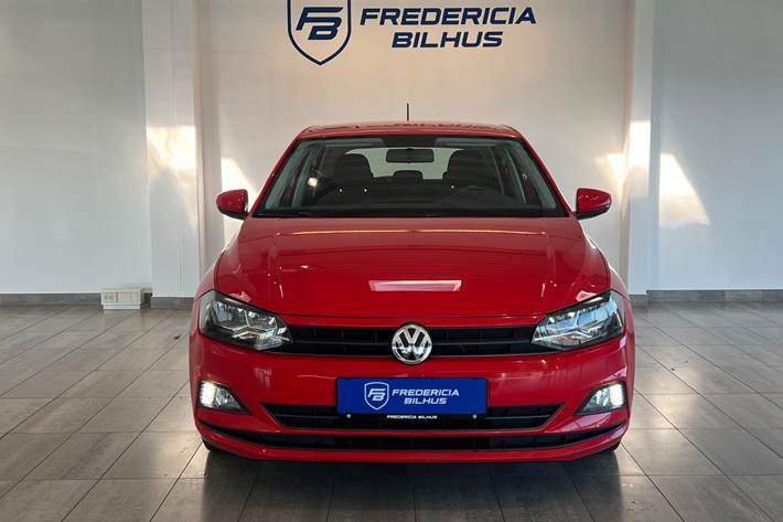 Rød VW Polo fra 2018