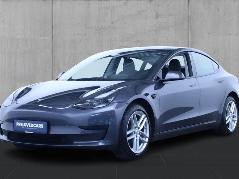 Tesla Model 3 Standard Range+ RWD