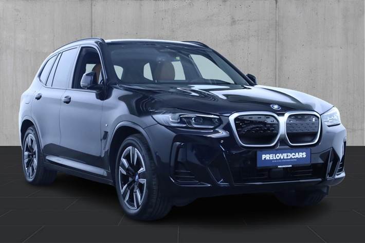 Blå BMW iX3 fra 2023